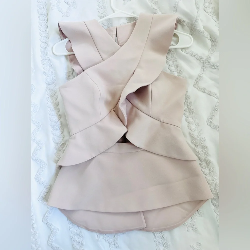 BCBGMaxAzria Cream Ruffled Sleeveless Top - Picture 1 of 6